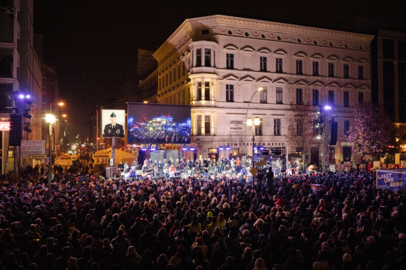 hotel mauerfall berlin